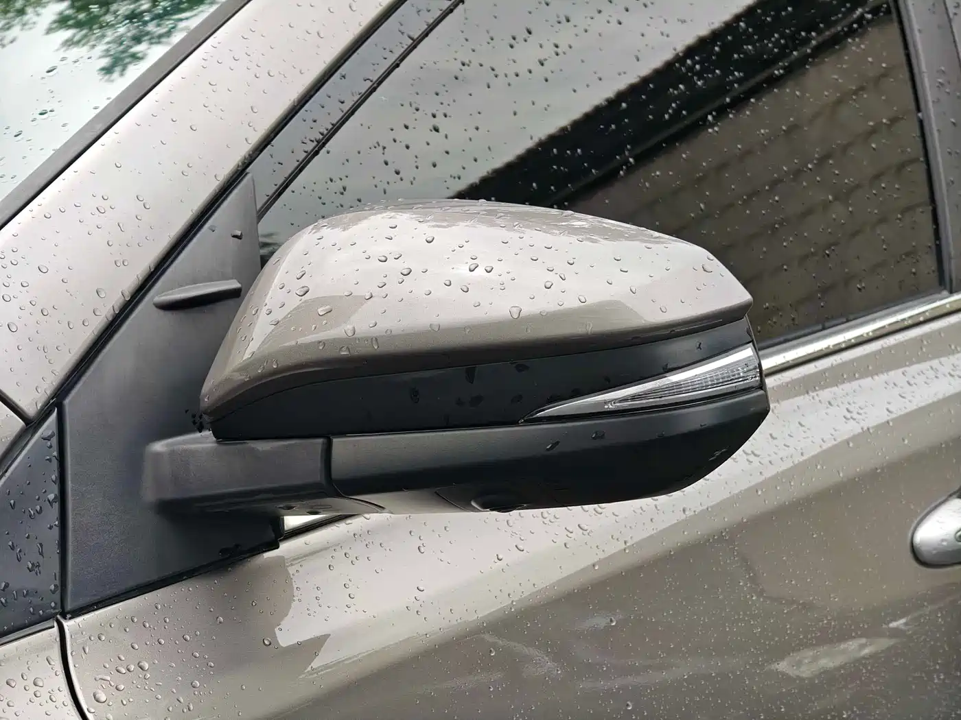 Toyota RAV4 Rongfang 2016 2.0L CVT 2WD Trend (China V) фото 34