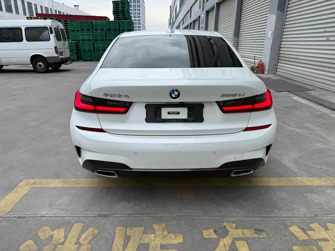 BMW 3-SERIES