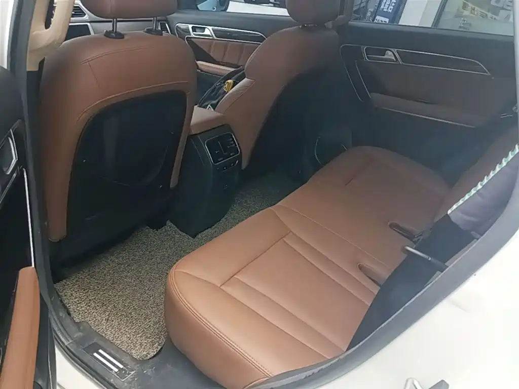 Haval H6 Coupe 2015 Blue Label 2.0T 2WD Premium фото 17