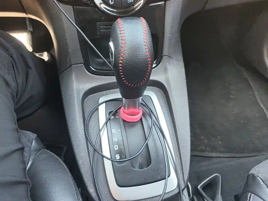 Ford Fiesta 2015 2014 Hatchback 1.0 GTDi Automatic Sport