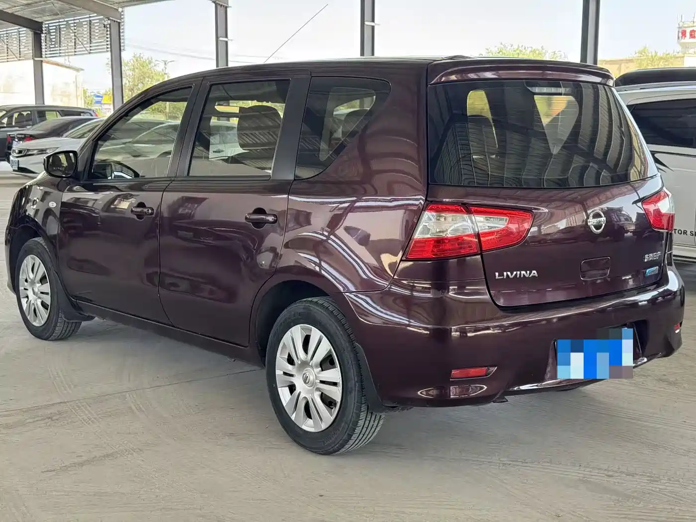 Nissan Livina 2014 2013 1.6XE CVT Comfort