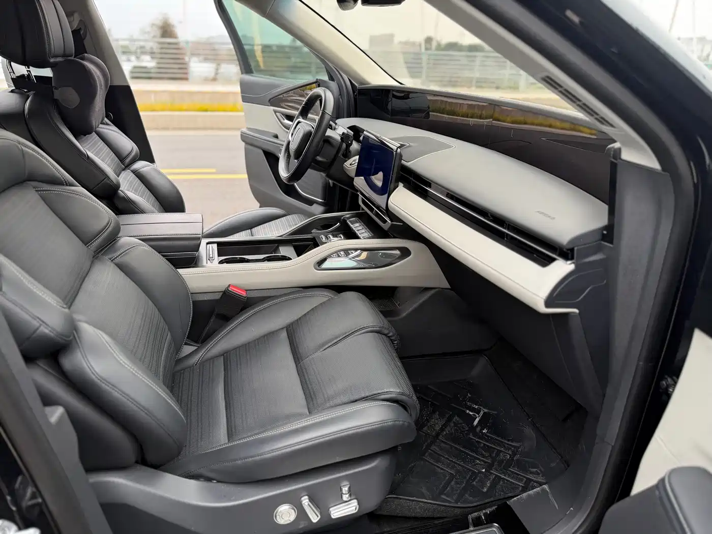 Lincoln Nautilus 2023 2.0T 4WD Excellence Edition фото 6