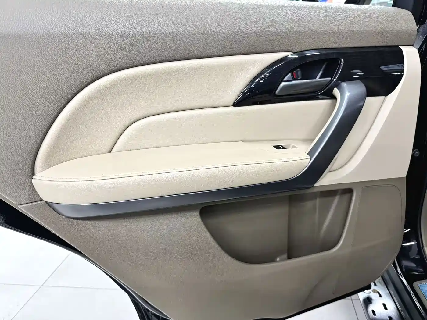 Acura MDX 2008 2007 Model 3.7