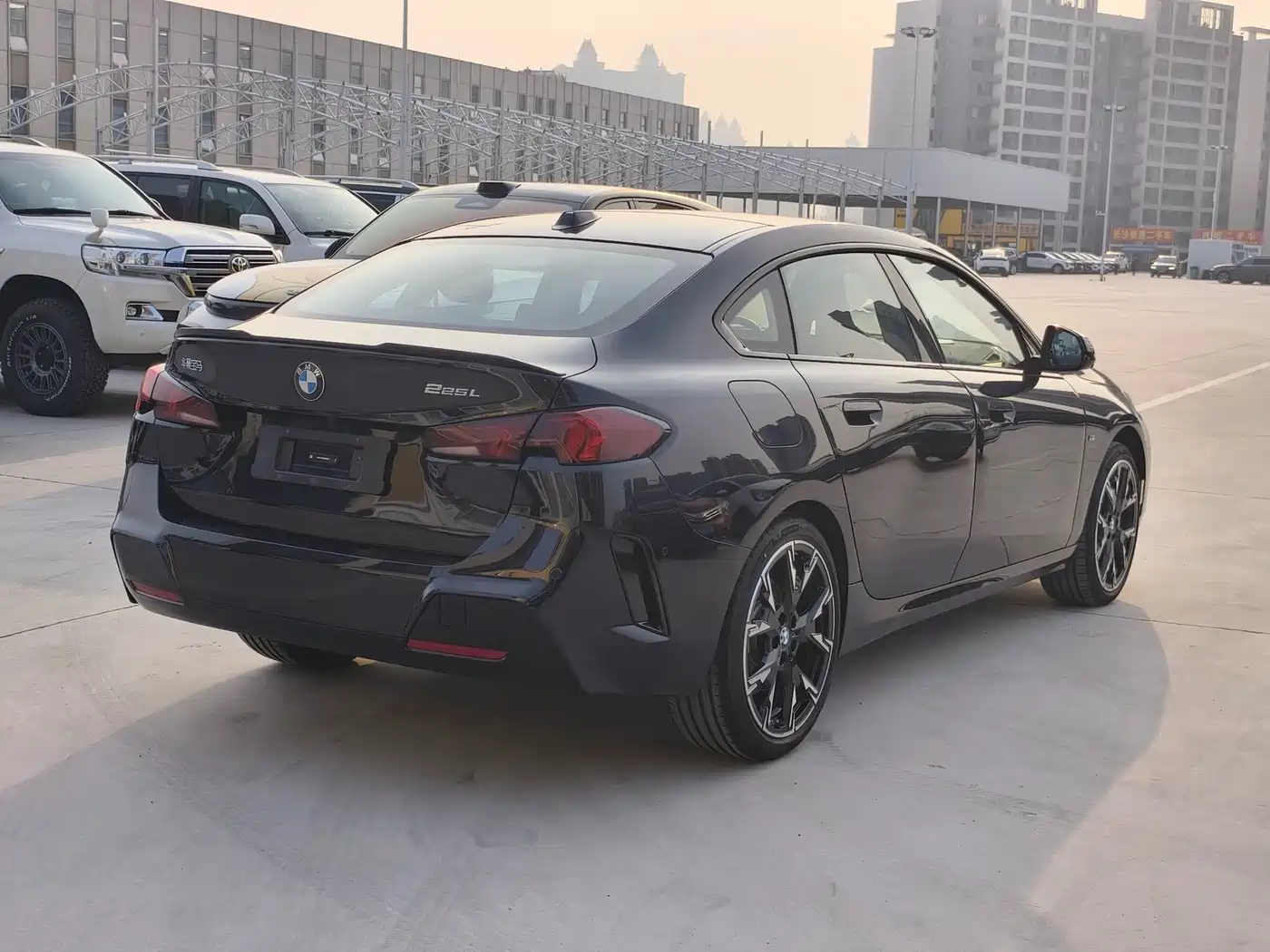 BMW 2 Series 2025 225L M Sport Moonlight Package фото 6