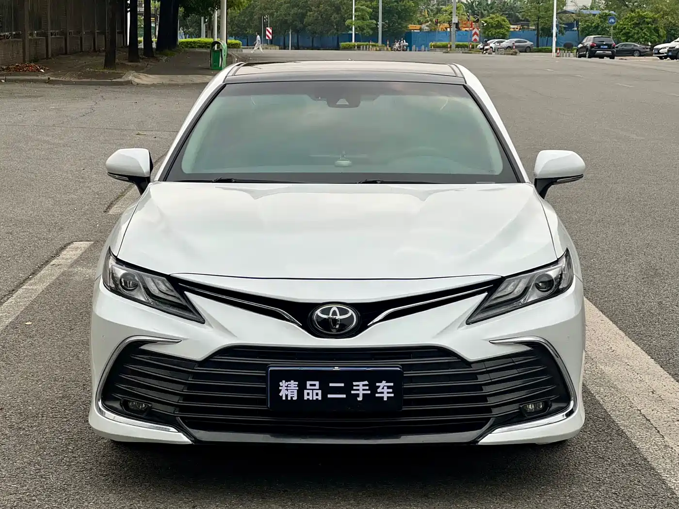 Toyota Camry 2021 2.5G Luxury Edition фото 2