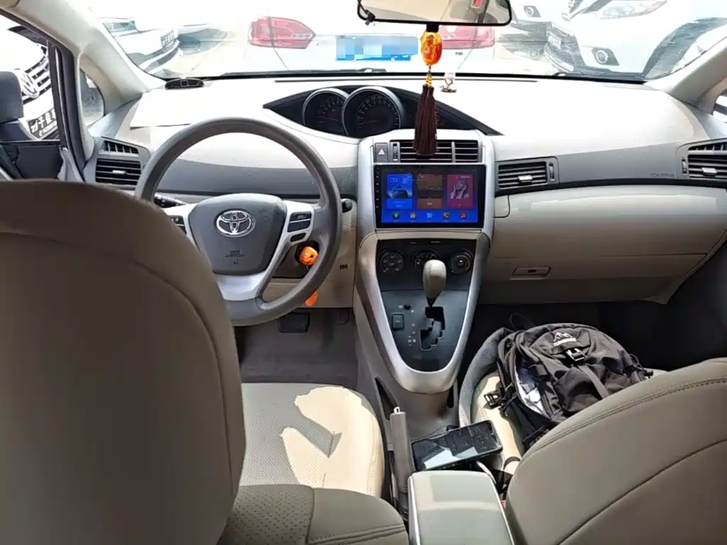 Photo 10 - Toyota E'Z