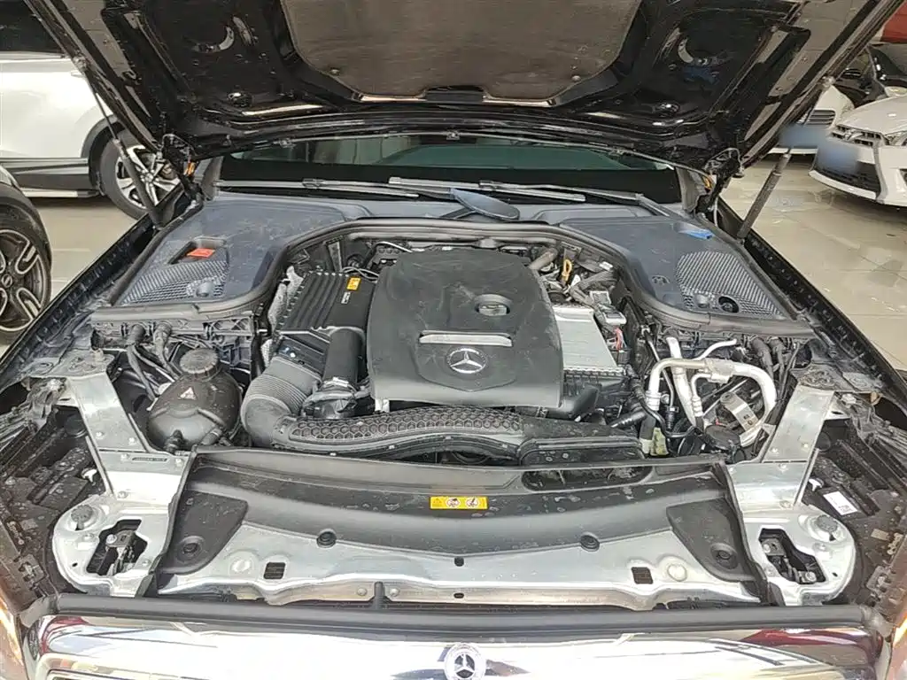 Mercedes-Benz E-Class 2018 E 200 L фото 20