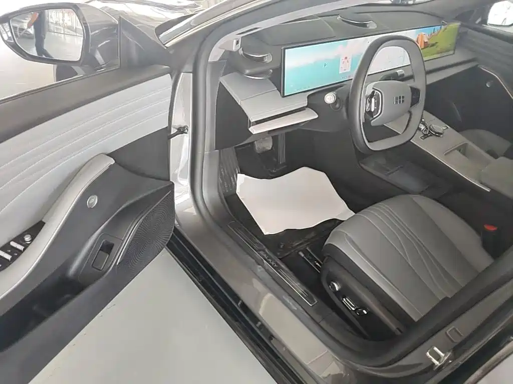 Geely Galaxy Galaxy E8 2024 2024 665km RWD Starship Voyager Edition