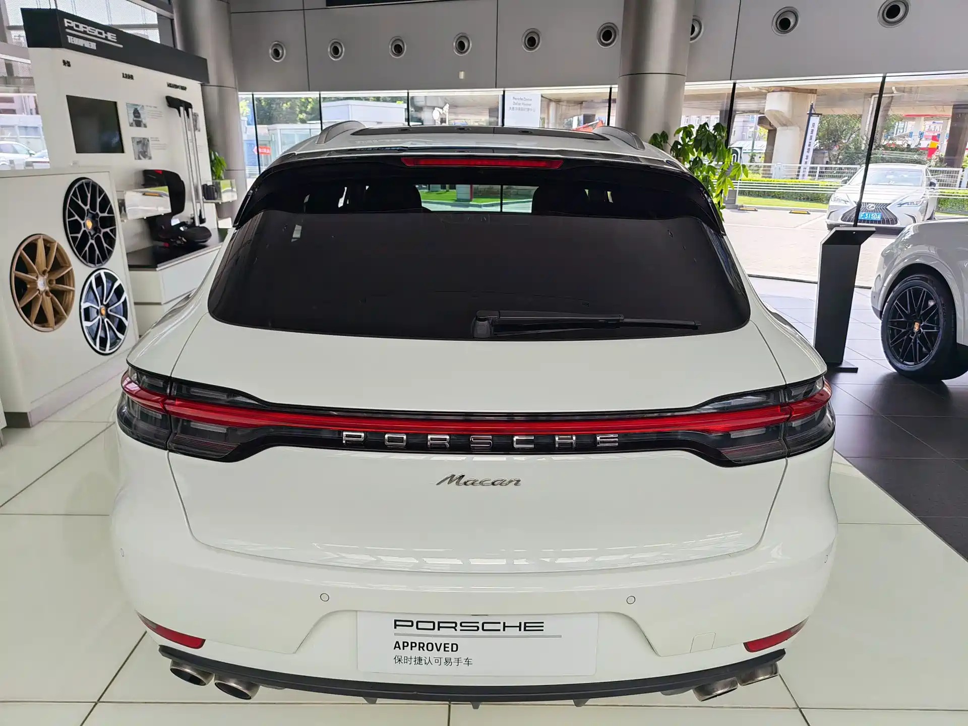 Фото 6 - Porsche Macan