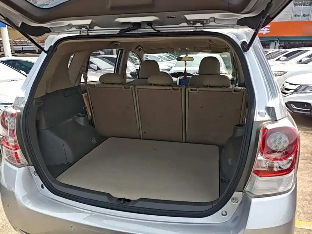 Photo 19 - Toyota E'Z