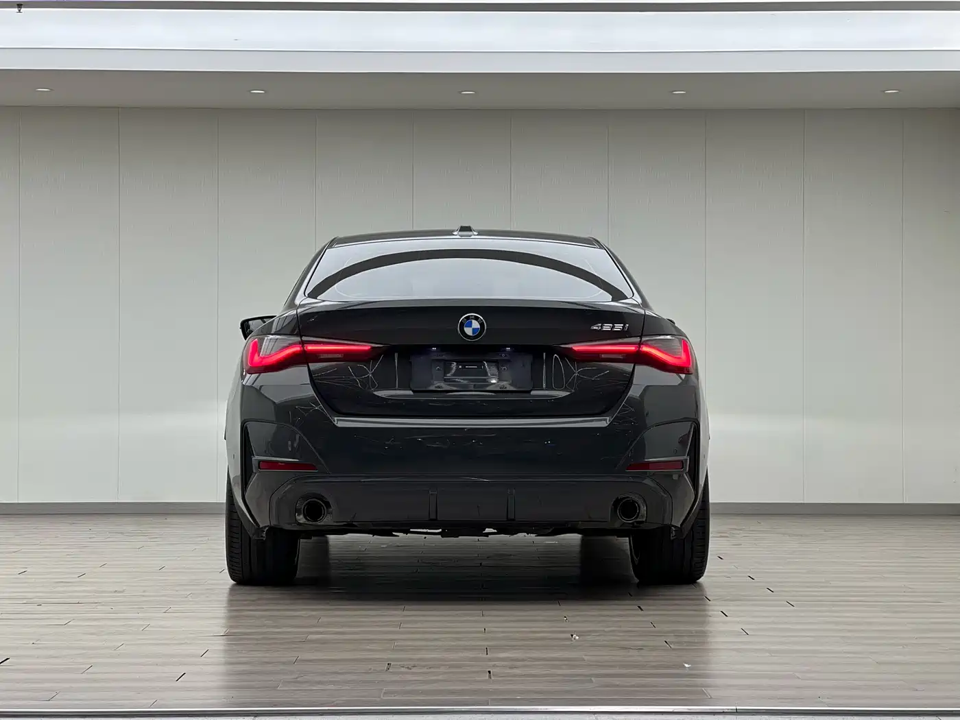 BMW 4 Series 2023 425i Gran Coupe M Sport Shadowline Package фото 19