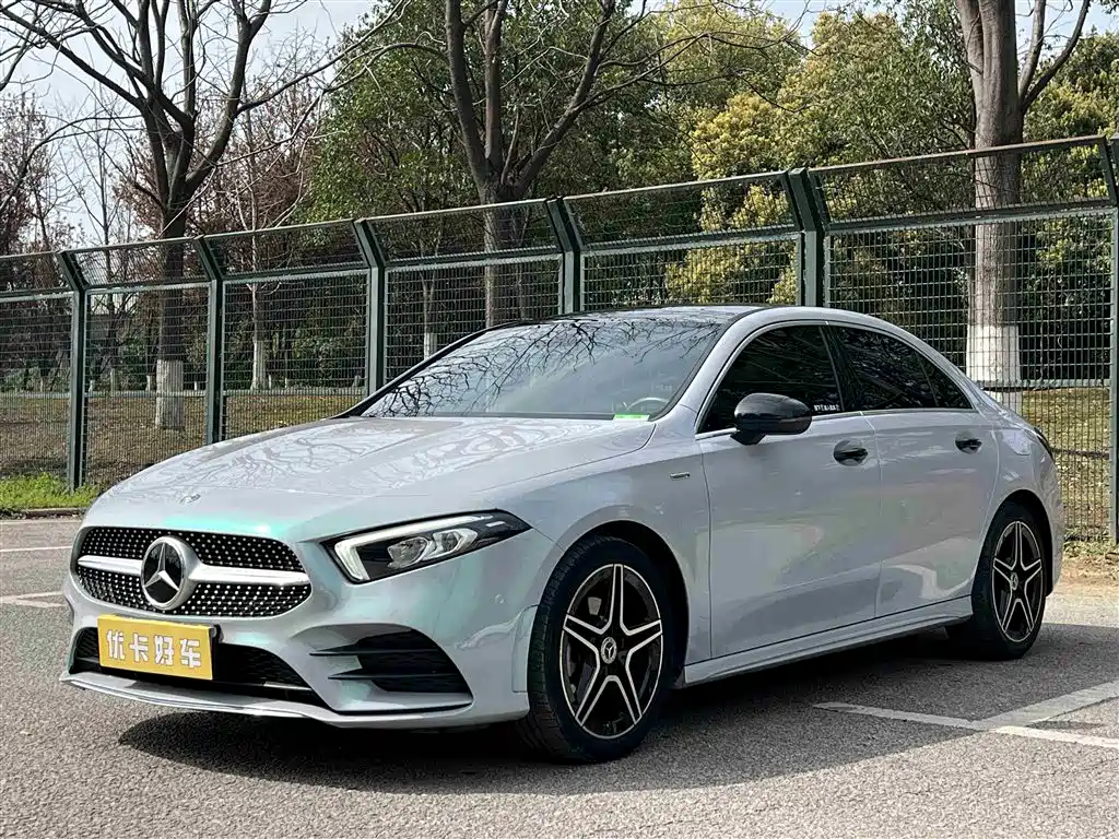 Mercedes-Benz A-Class 2019 A 200 L Sport Sedane Pioneer Special Edition