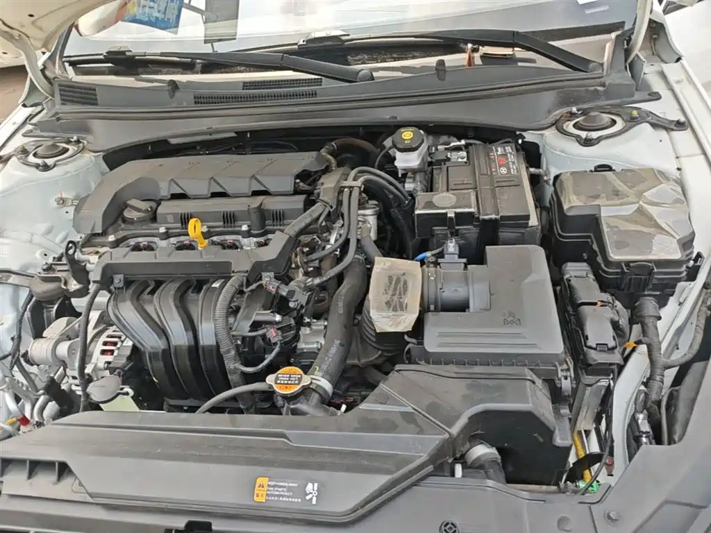 Hyundai Elantra 2022 1.5L CVT GLS Leading Edition фото 20