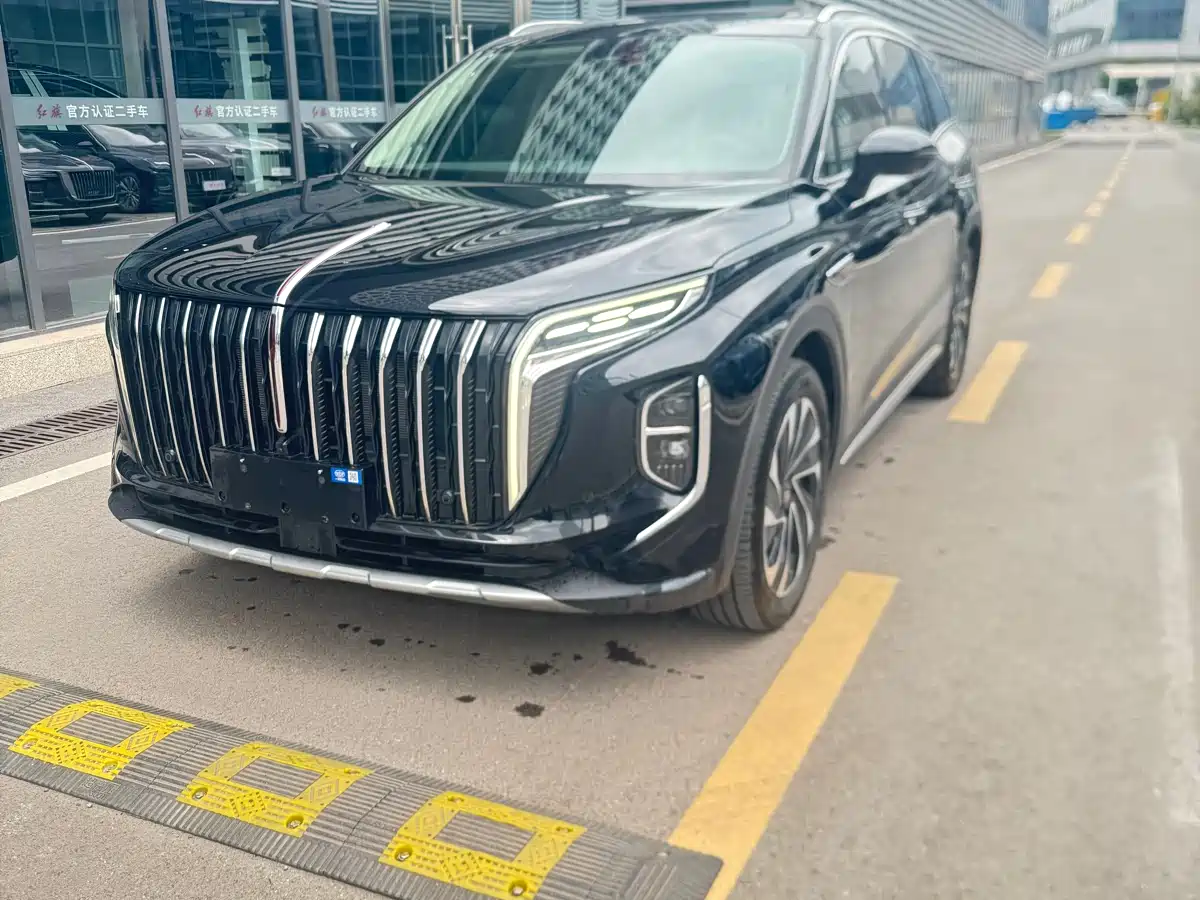 Hongqi HS7 PHEV 2024 2.0T PHEV 4WD Flagship Edition 6-seater