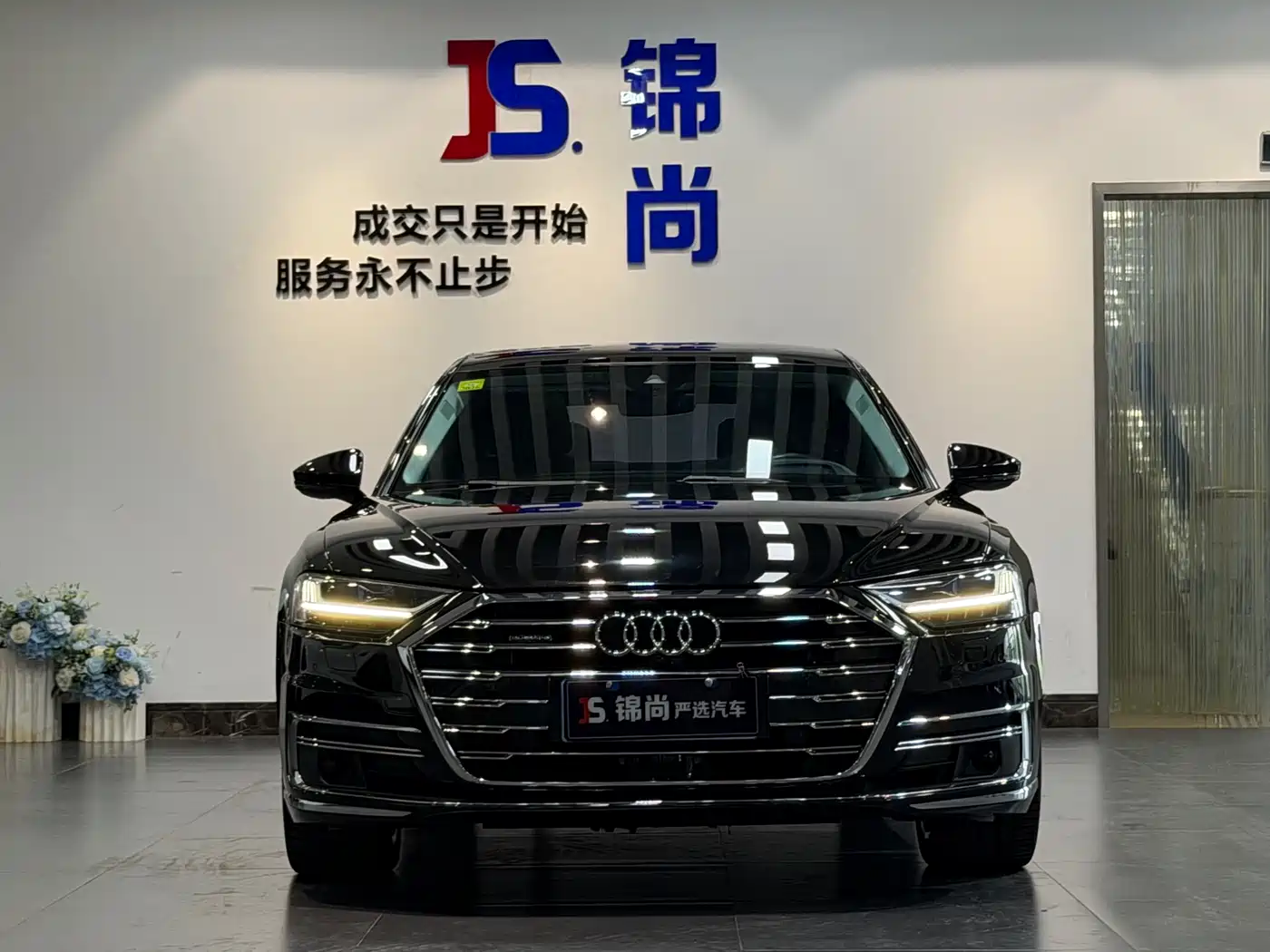 Audi A8 2019 Plus A8L 55 TFSI quattro Luxury фото 2