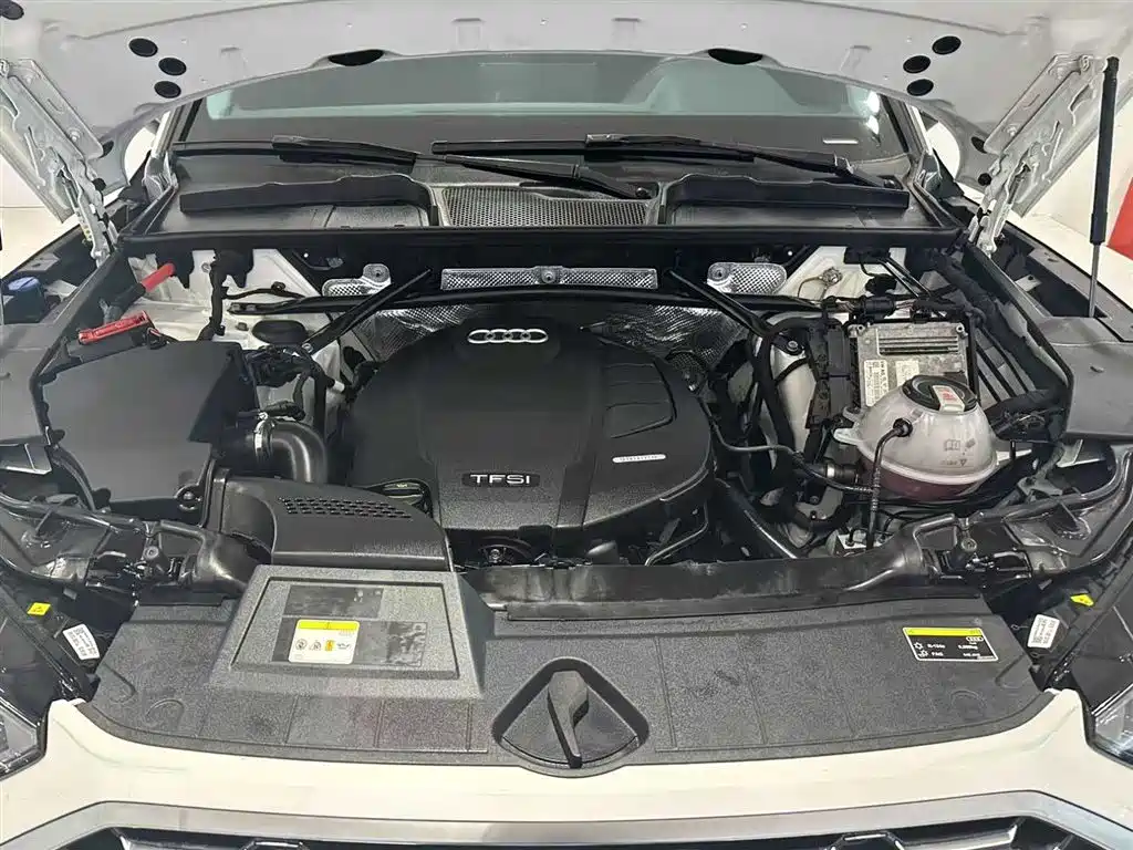 Audi Q5L 2022 Facelift 40T Luxury Dynamic фото 9