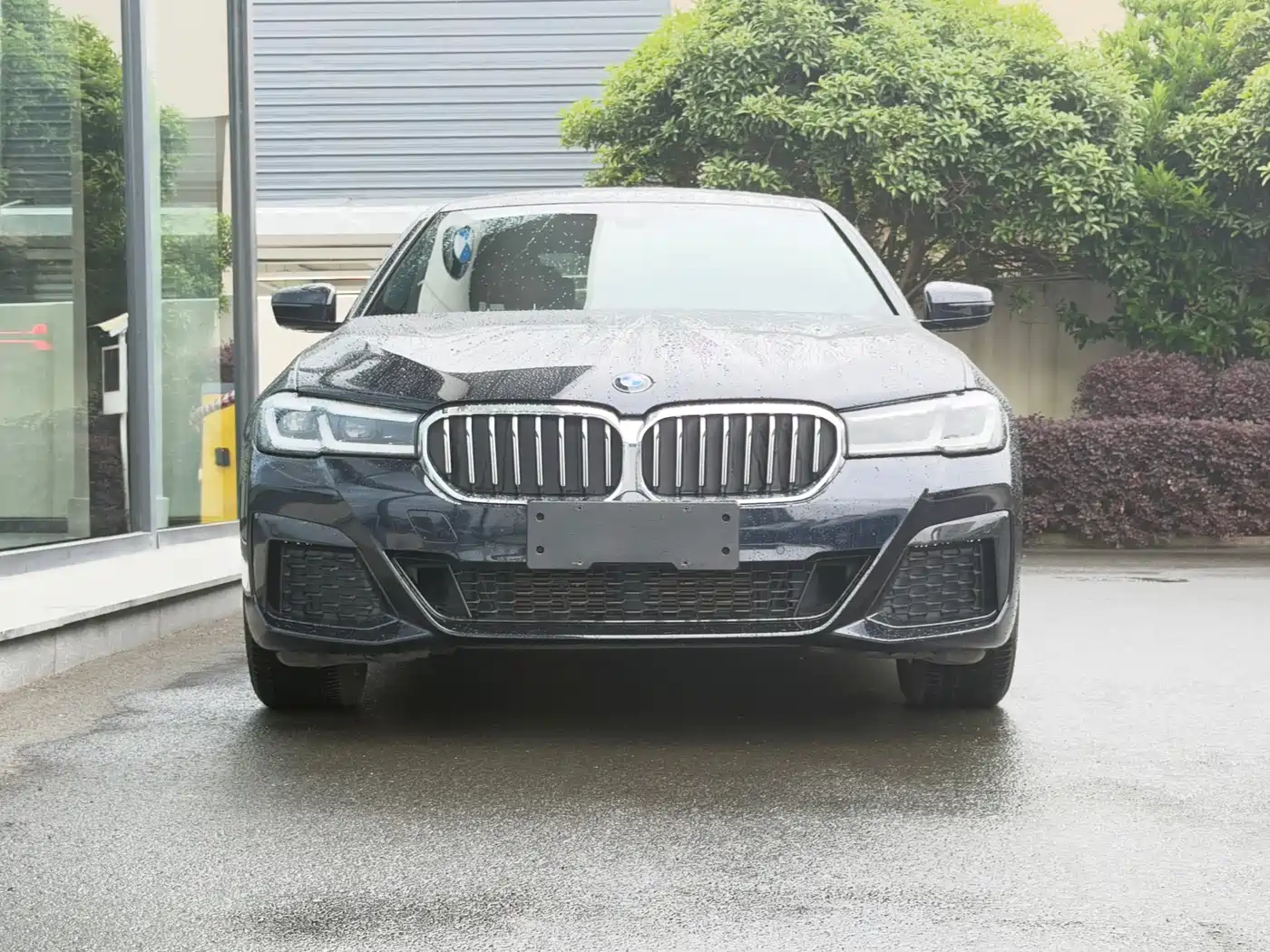 BMW 5 Series 2022 525Li M Sport Package фото 3