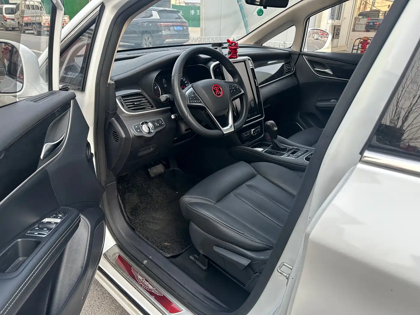 BYD Song MAX 2017 1.5T Auto Smart Connect Premium 7-seater фото 6