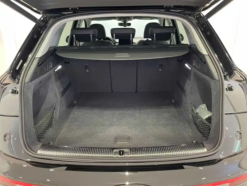 Audi Q5L 2022 Facelift 40T Luxury Dynamic фото 6