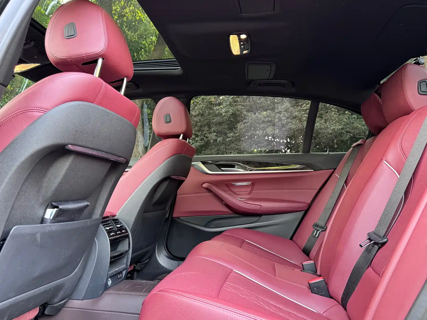 BMW 5 Series 2022 525Li M Sport Package фото 11