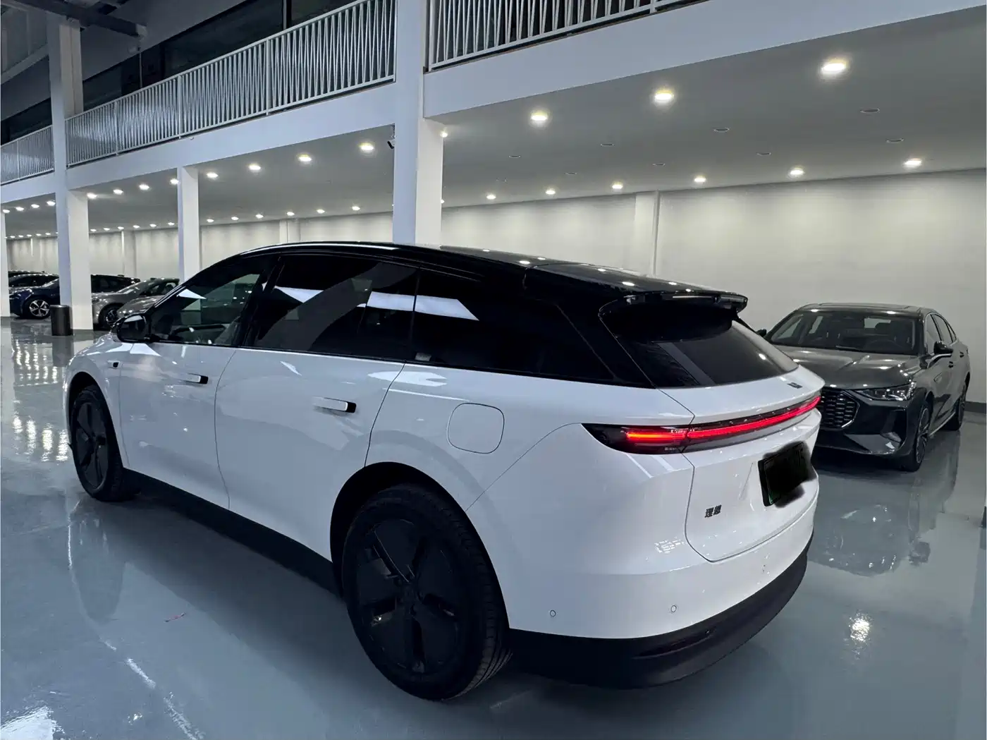 Li Auto i6 2025 2WD Base Model фото 14