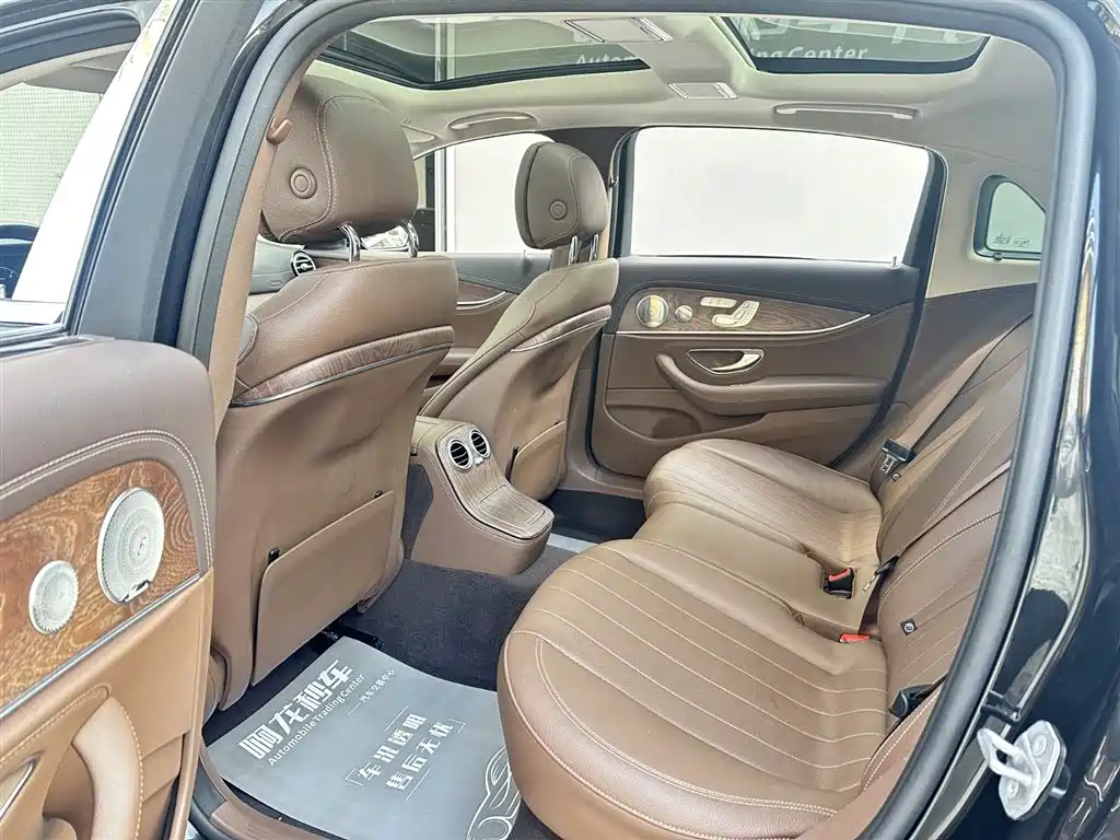 Mercedes-Benz E-Class 2023 Facelift E 300 L Luxury фото 9