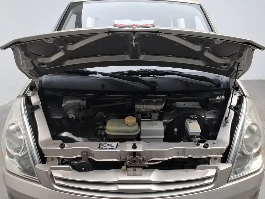Wuling Motors Wuling Rongguang 2016 2015 1.2L S Base CNG
