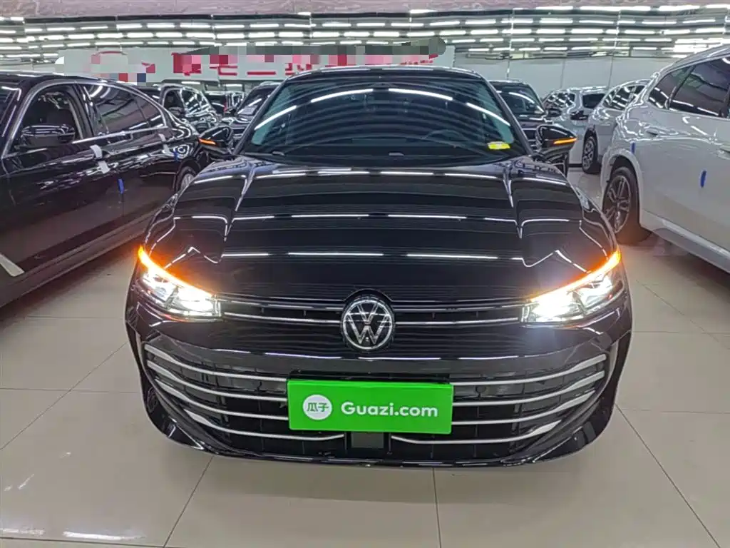 Volkswagen Passat 2025 Pro 380TSI Dragon Glory Edition фото 3
