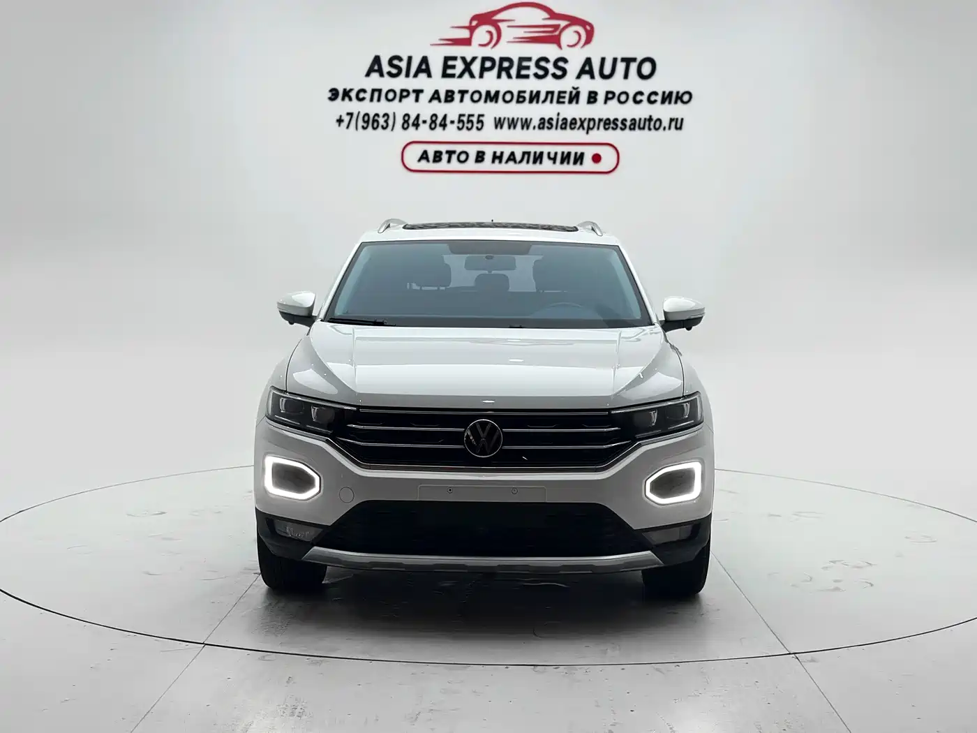Volkswagen T-Roc, миниатюра 2