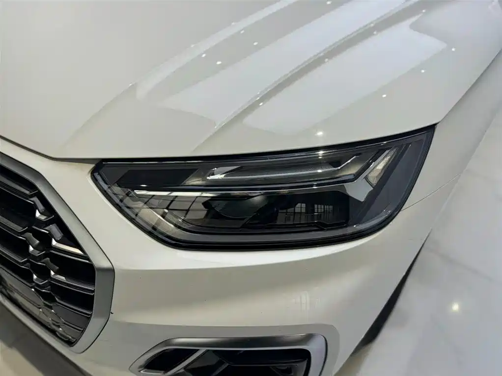 Audi Q5L 2022 40T Luxury Dynamic фото 16