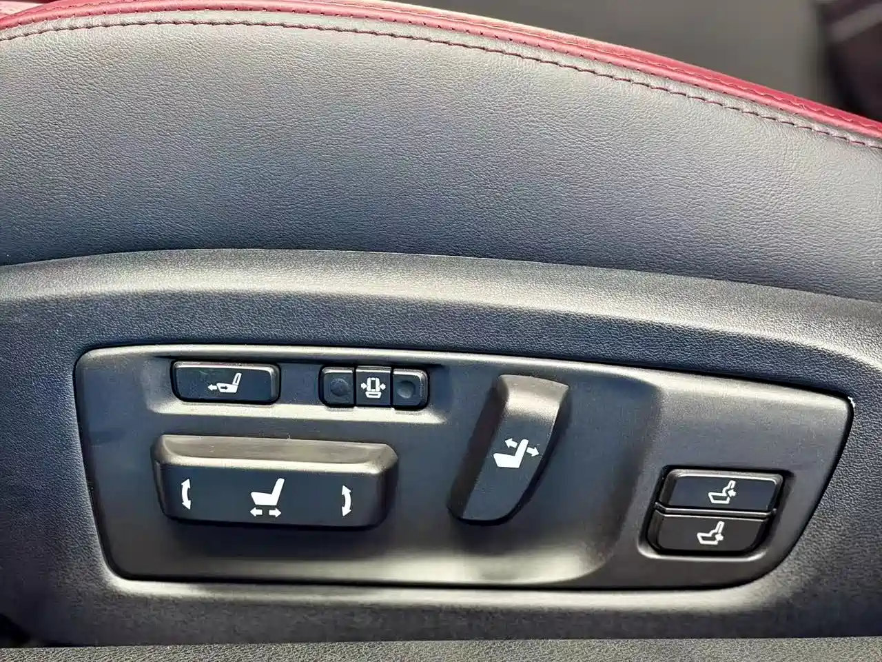Lexus GS 2016 200t F SPORT фото 20