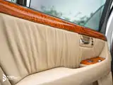 Фото 30 - Lexus LS