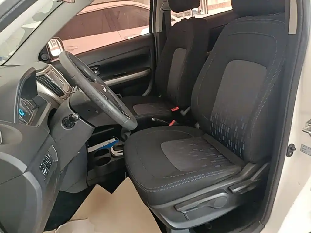 Haval H1 2017 2017 Red Label 1.5L AMT Comfort