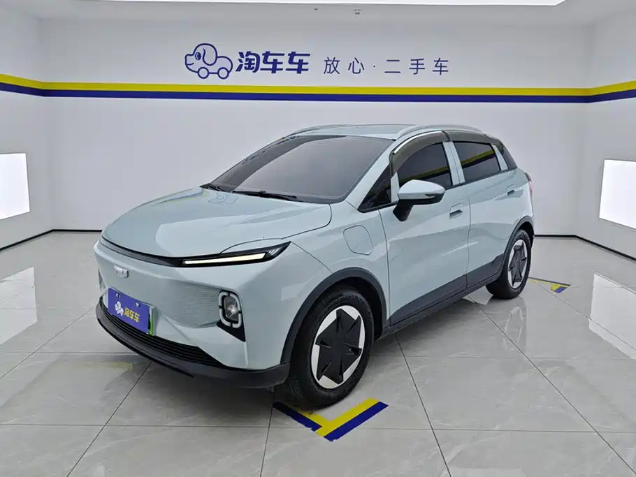 Фото 1 - Geely Geometry E Firefly