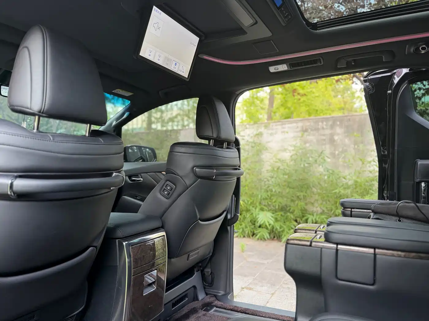 Toyota Vellfire 2021 2021 Crown Hybrid 2.5L HV Supreme Edition