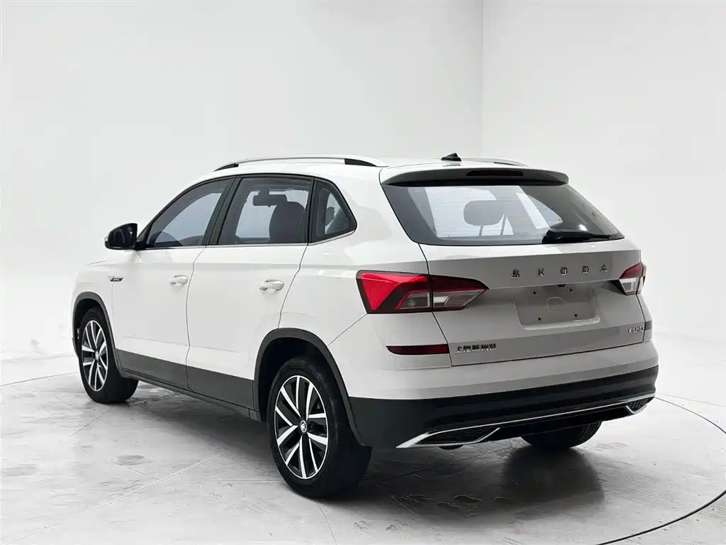 Škoda Kamiq 2022 1.5L Automatic Comfort Edition фото 4