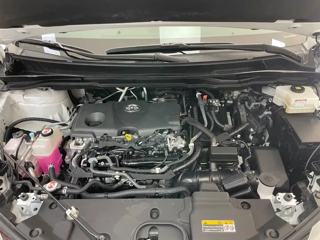 Toyota Sienna 2023 2.5L Hybrid Premium Edition фото 28
