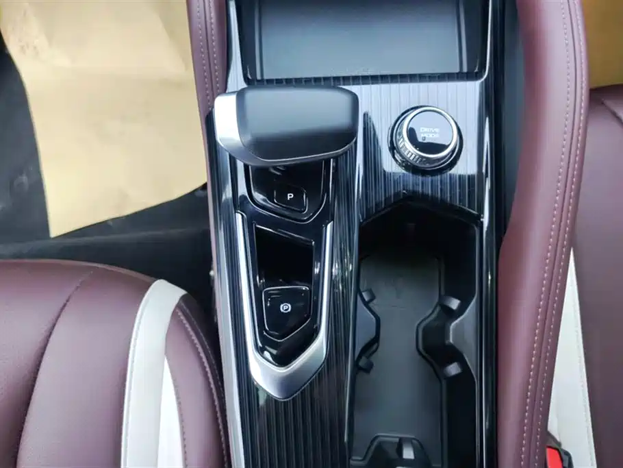 GEELY AUTOMOBILE XINGYUE L