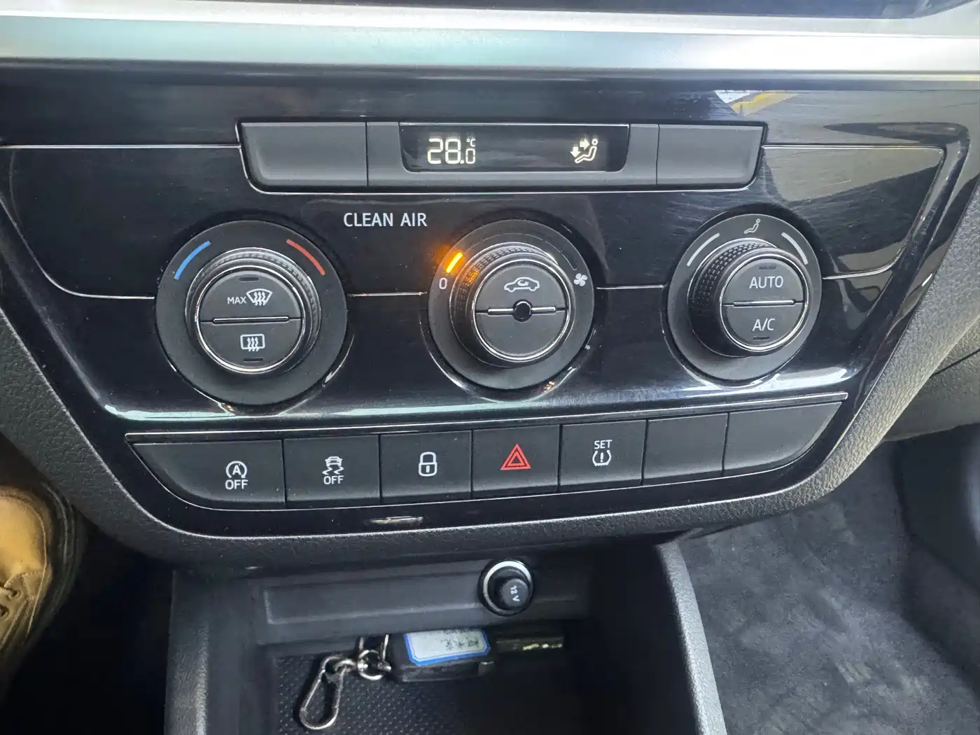 Škoda Kamiq 2022 1.5L Automatic Comfort Edition фото 13
