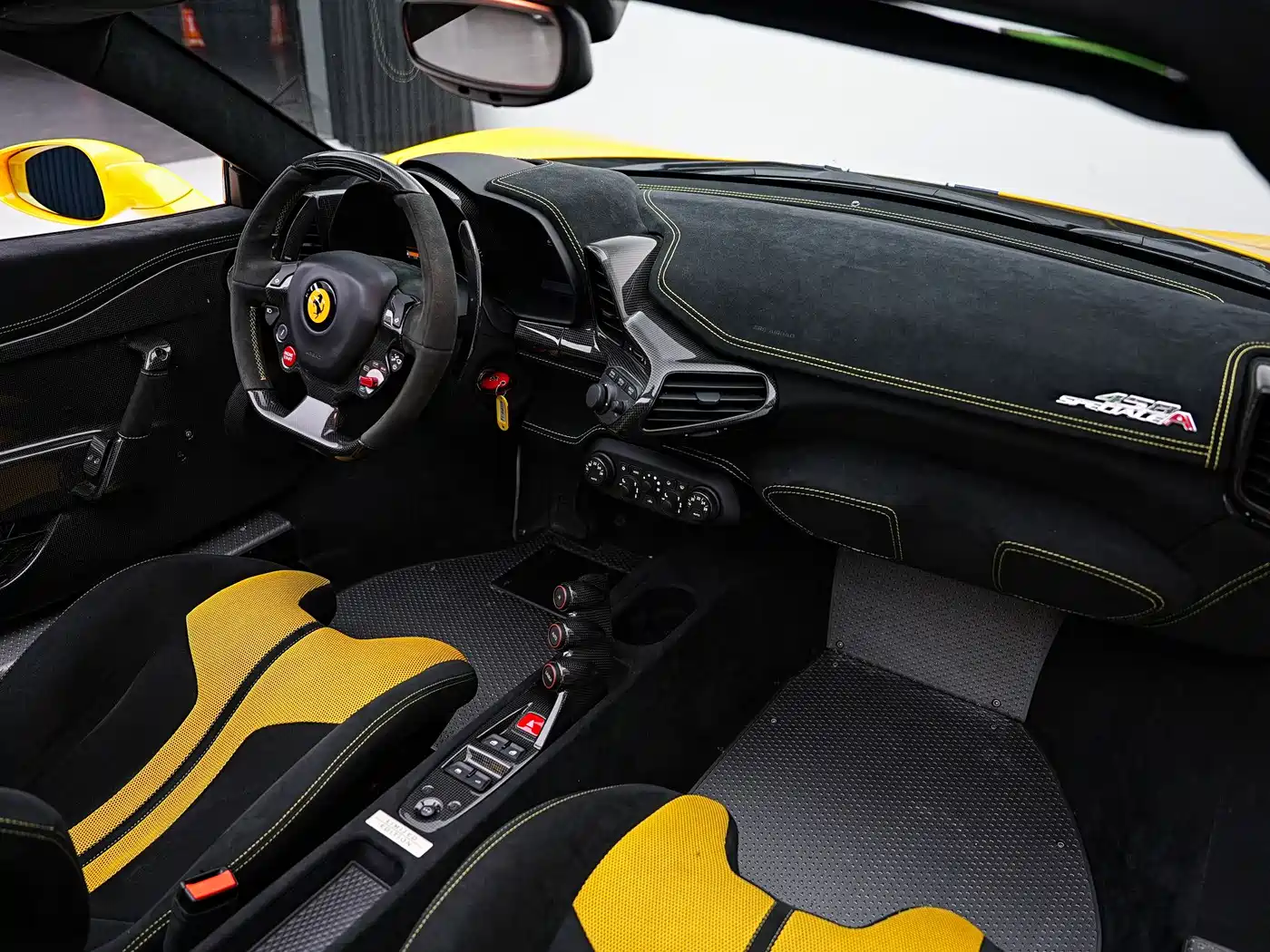 Ferrari 458 2016