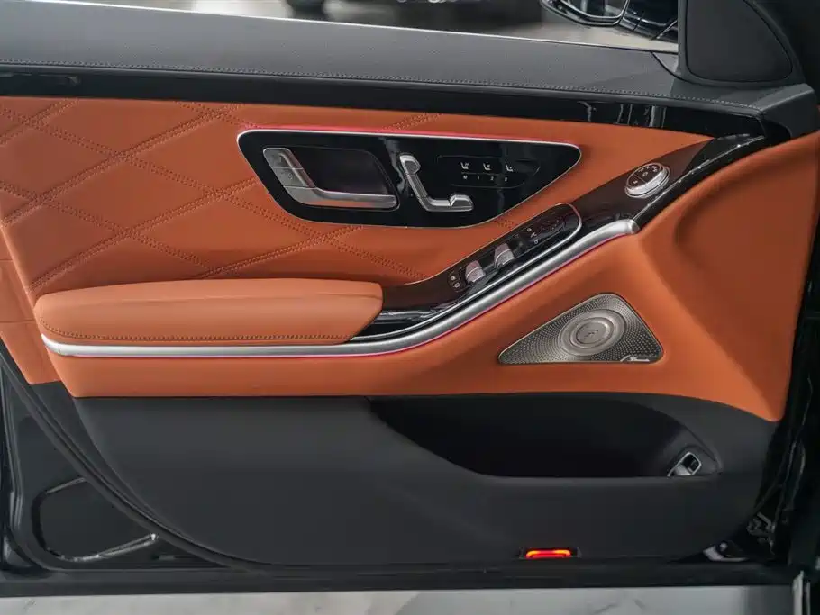 Mercedes-Benz Maybach S-Class 2025 Facelift S 480 4MATIC фото 10