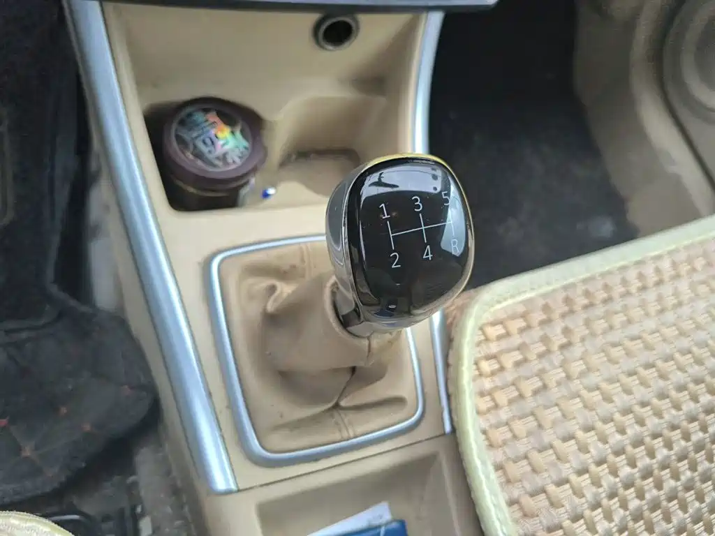 BAIC Senova D20 2016 2015 Hatchback 1.3L Manual Le Huo