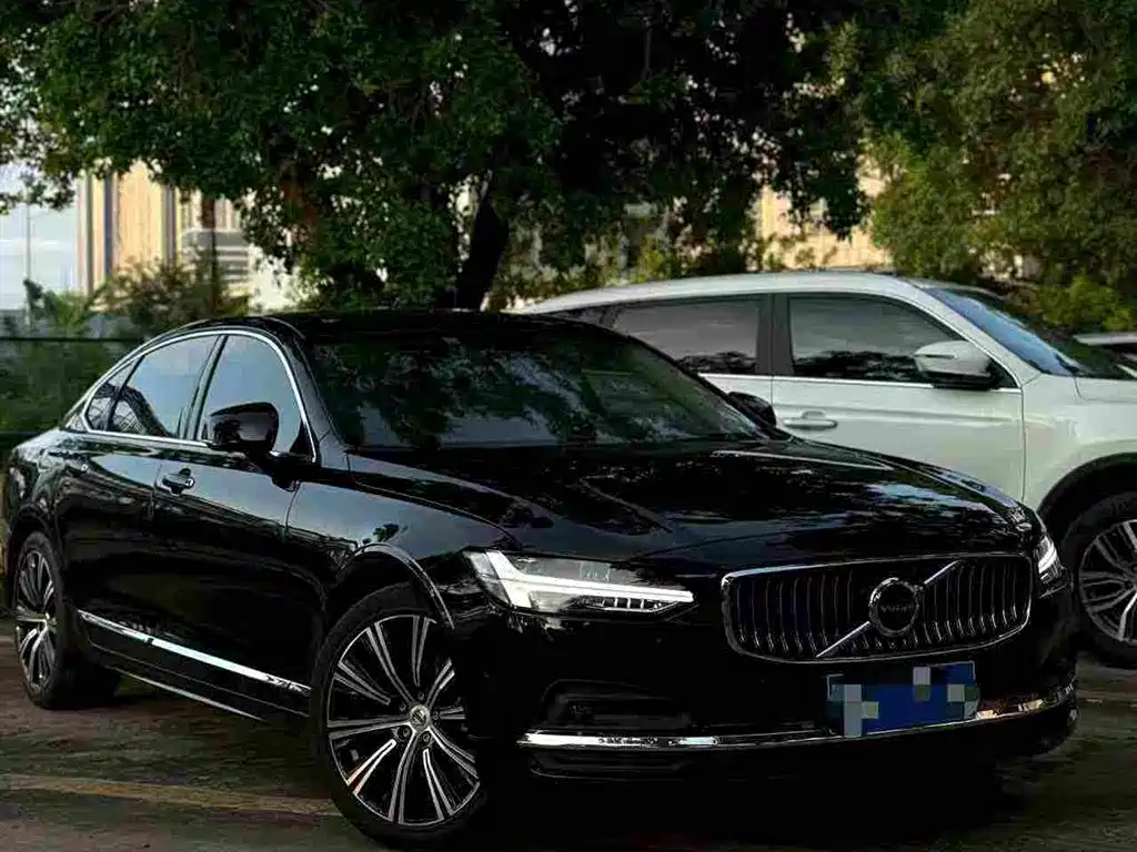 Volvo S90 2022 — пригон из Китая