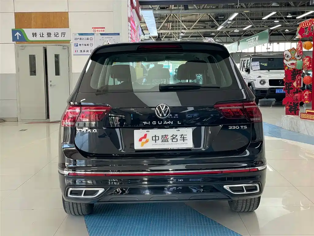 Volkswagen Tiguan L 2024 330TSI Automatic 2WD R-Line Premium Enjoyment Edition фото 5