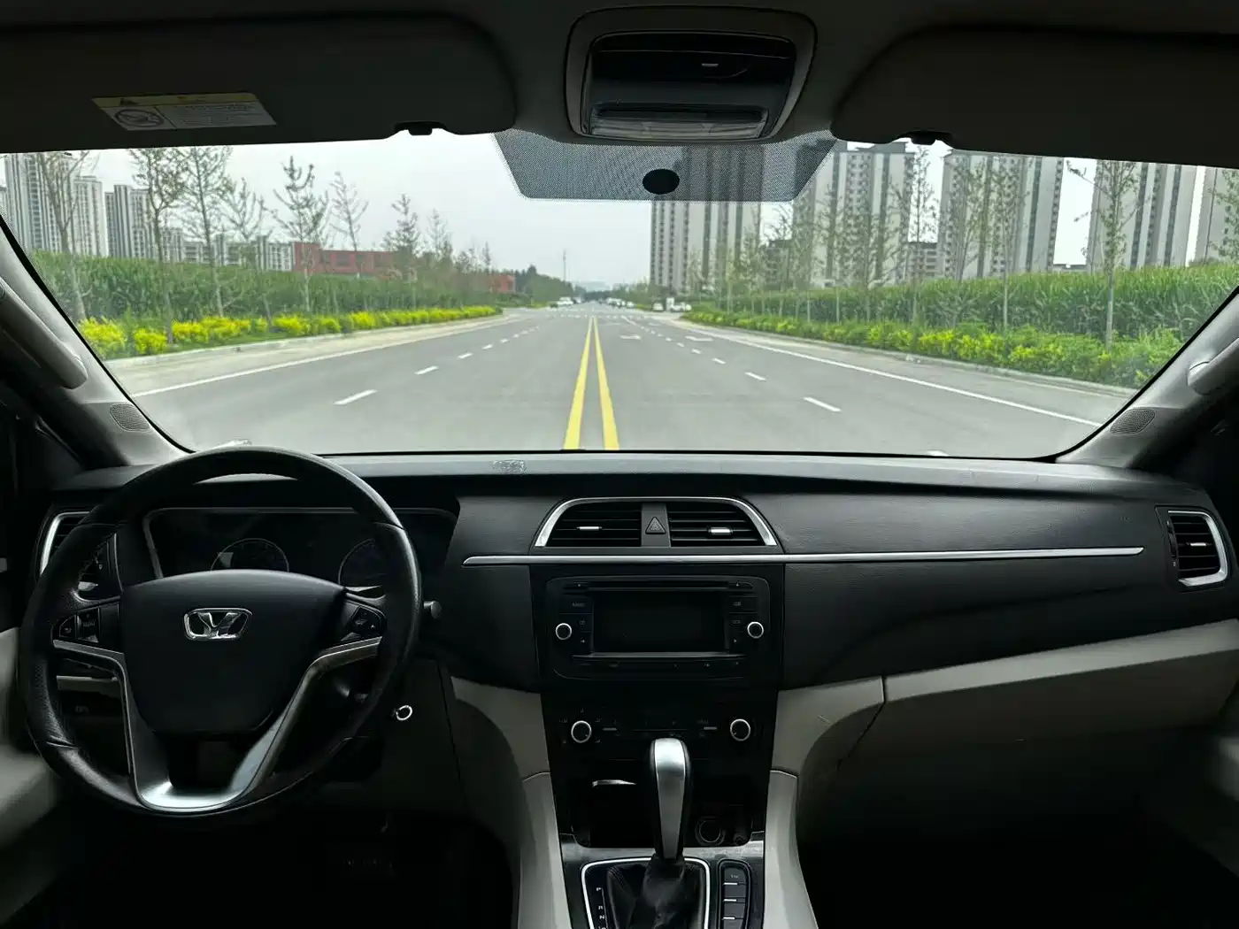 Huasong 7 2015 2015 2.0T Automatic Comfort