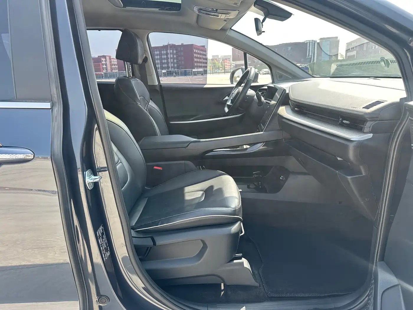 Hyundai Custo 2023 2021 270TGDi Premium LUX