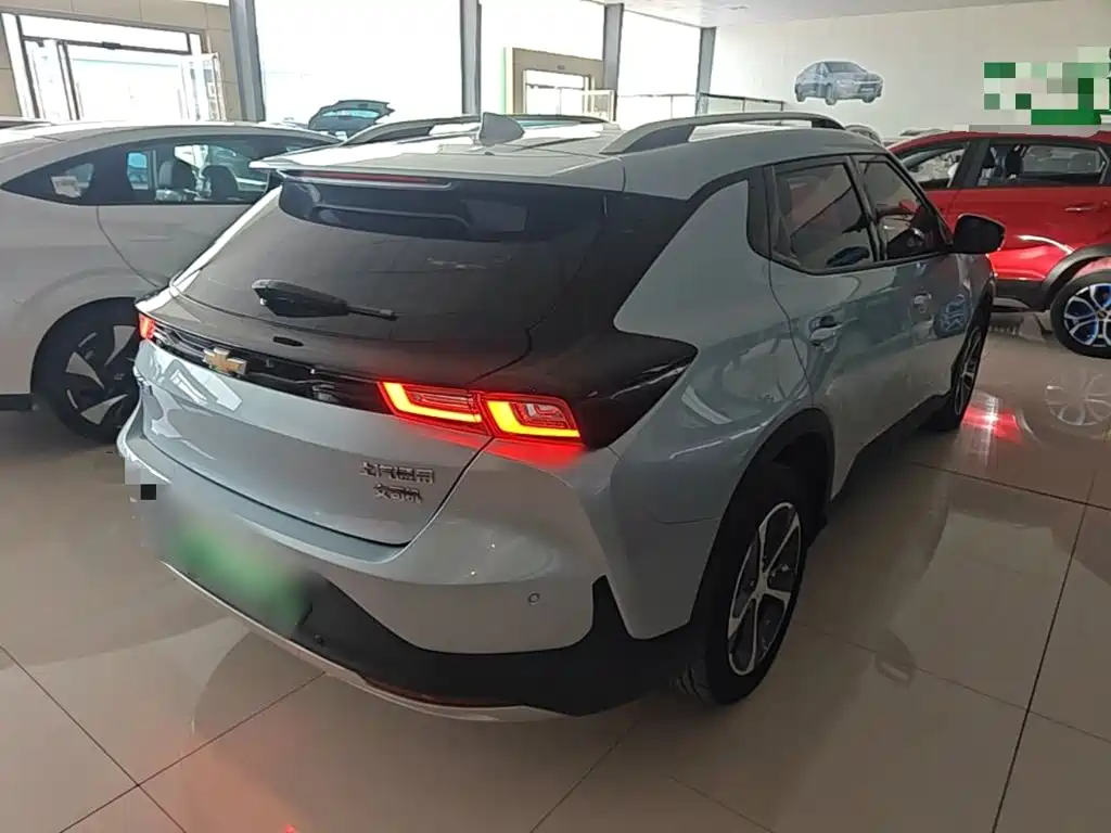 Фото 7 - Chevrolet Menlo