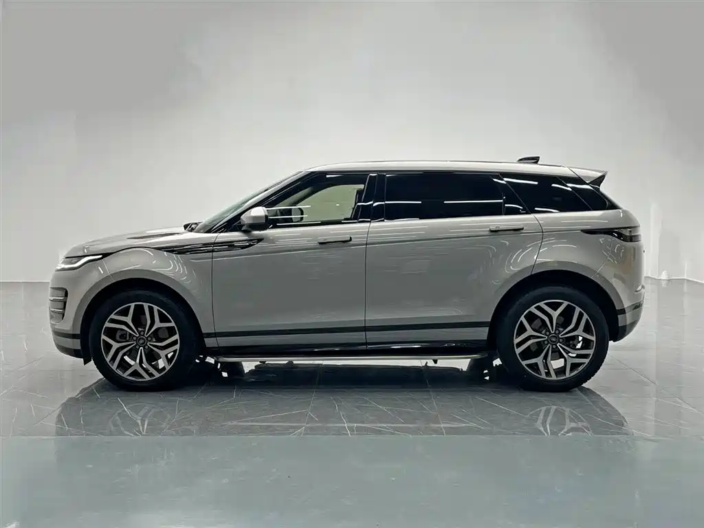 Land Rover Range Rover Evoque 2022 Range Rover Evoque L 249PS R-Dynamic Luxury Edition фото 3