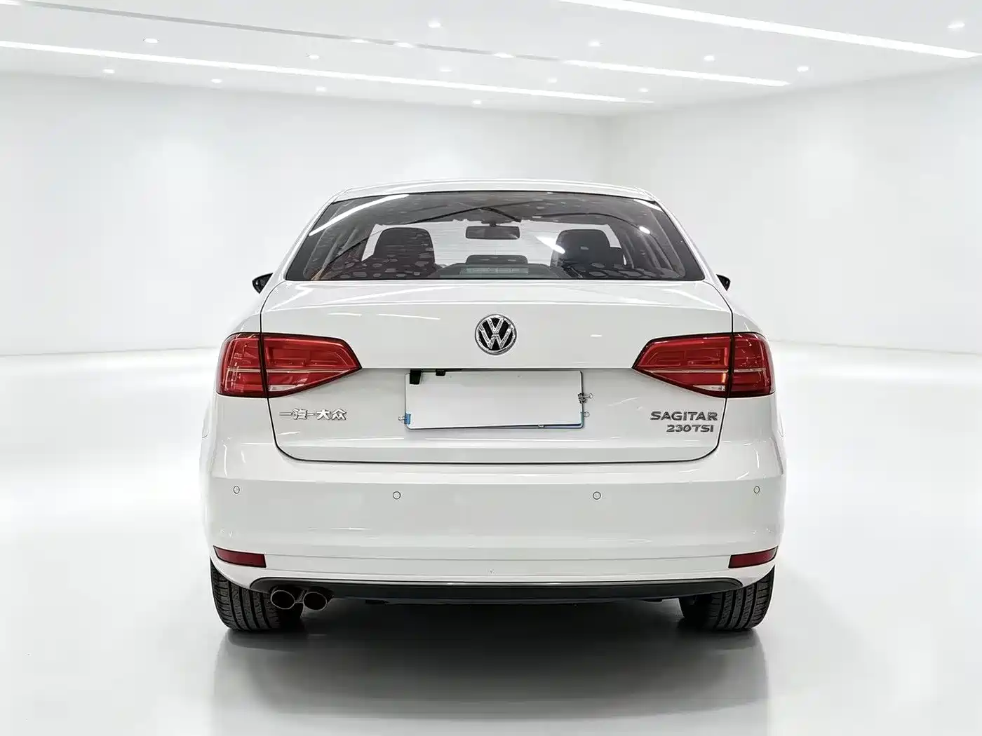 Фото 8 - Volkswagen Sagitar