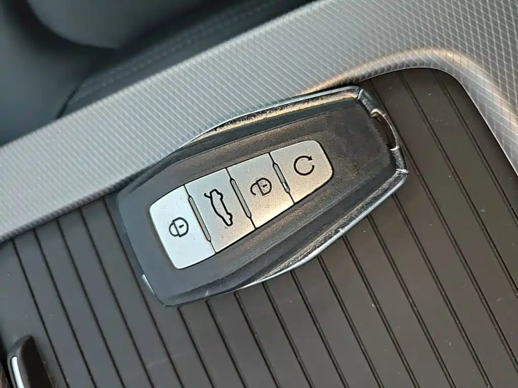 Photo 9 - Geely Emgrand GL